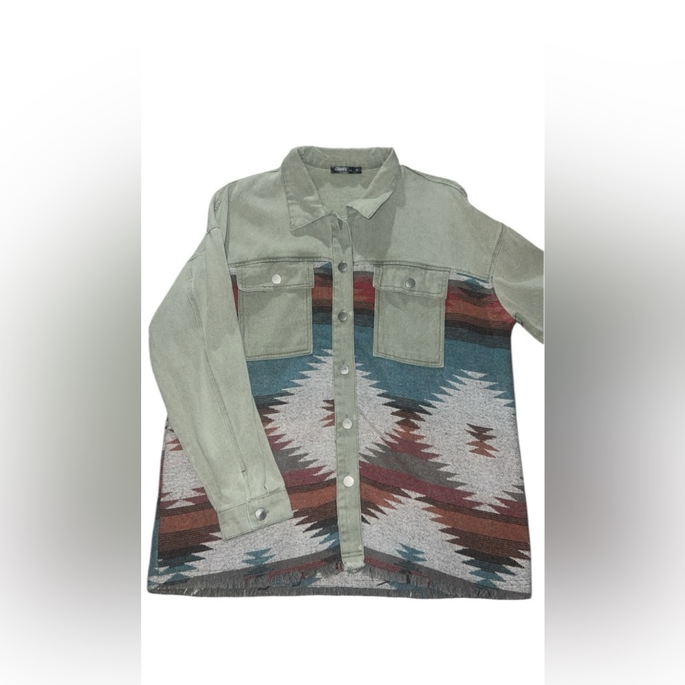 Women’s M oversized denim jacket NWOT